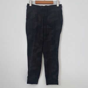 Lululemon Ready to Rulu size 6 CAMO